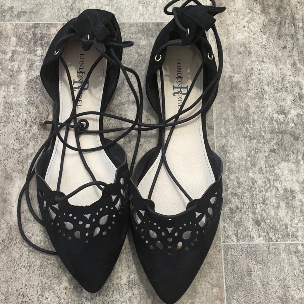 Women’s shoes